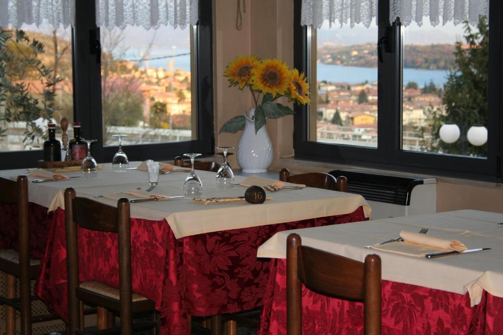 Hotel Olivi サロ 部屋 写真